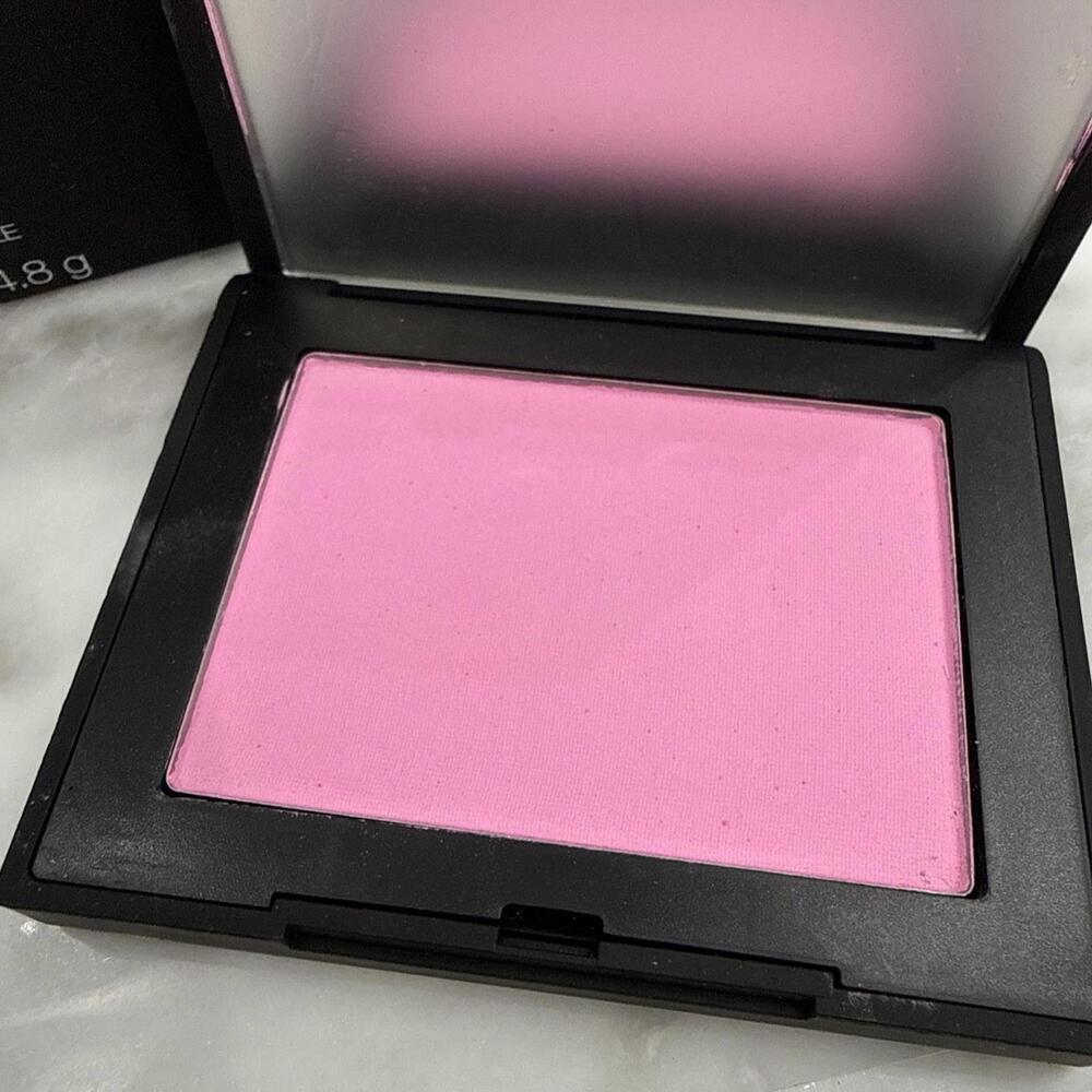 NARS Blush Compact "Thrill" - Picture 2 of 3